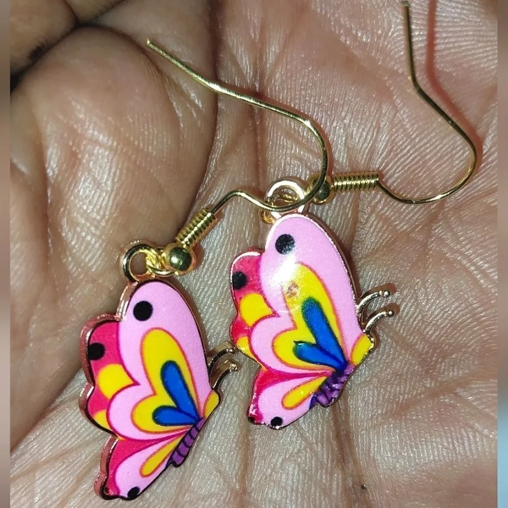 Super cute butterfly wings earrings